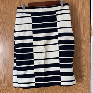 Ann Taylor straight line skirt